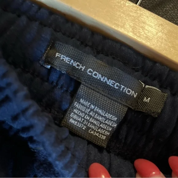 French Connection Jogging Shorts M GUC - Picture 2 of 5